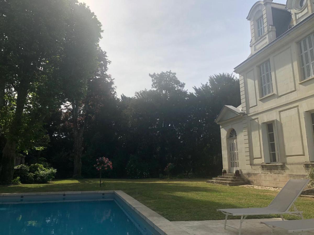 Bed and Breakfast La Grande Carree Saint-Cyr-sur-Loire Zewnętrze zdjęcie