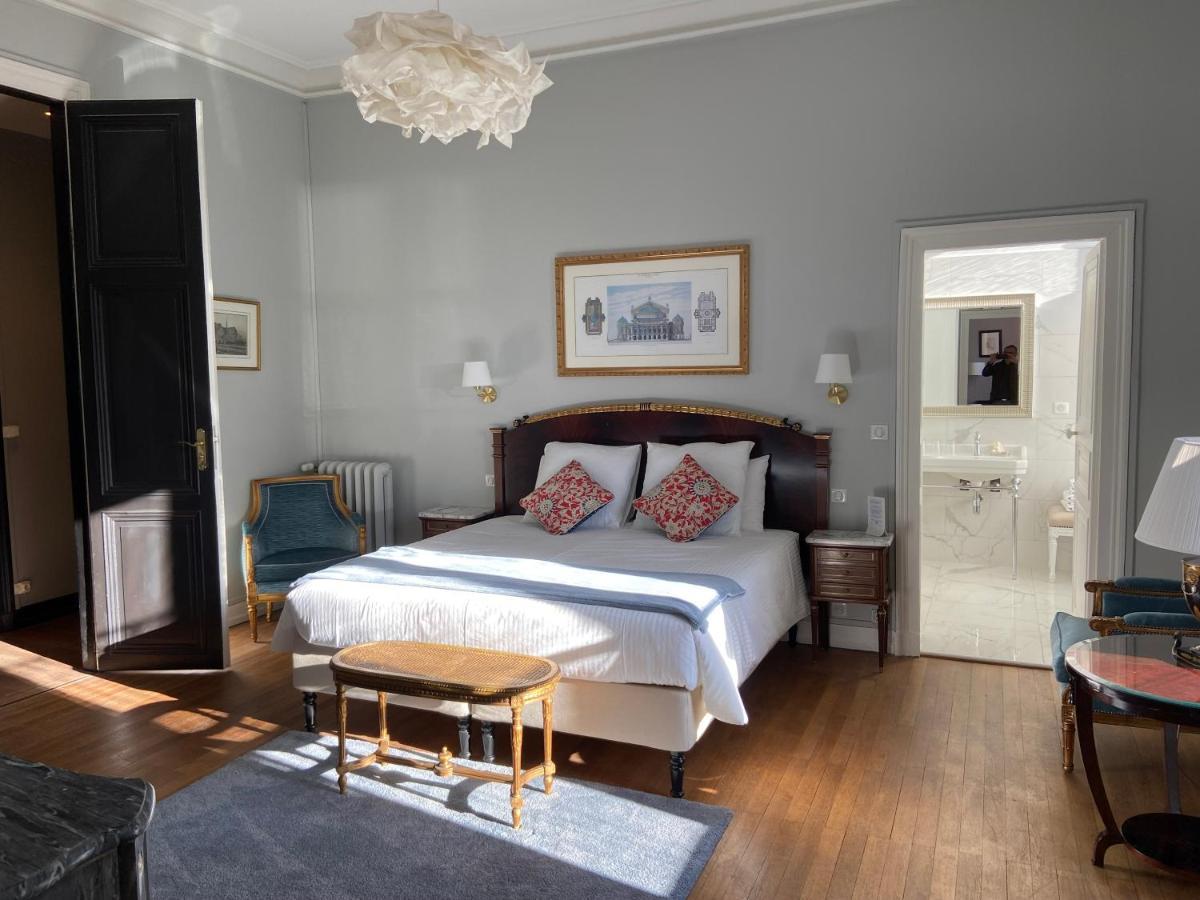 Bed and Breakfast La Grande Carree Saint-Cyr-sur-Loire Pokój zdjęcie