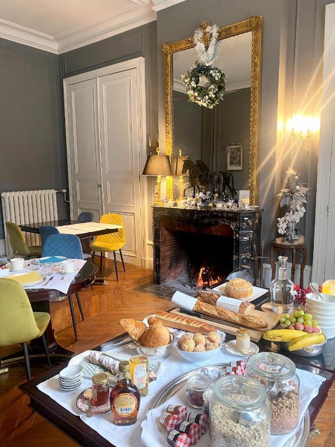 Bed and Breakfast La Grande Carree Saint-Cyr-sur-Loire Zewnętrze zdjęcie