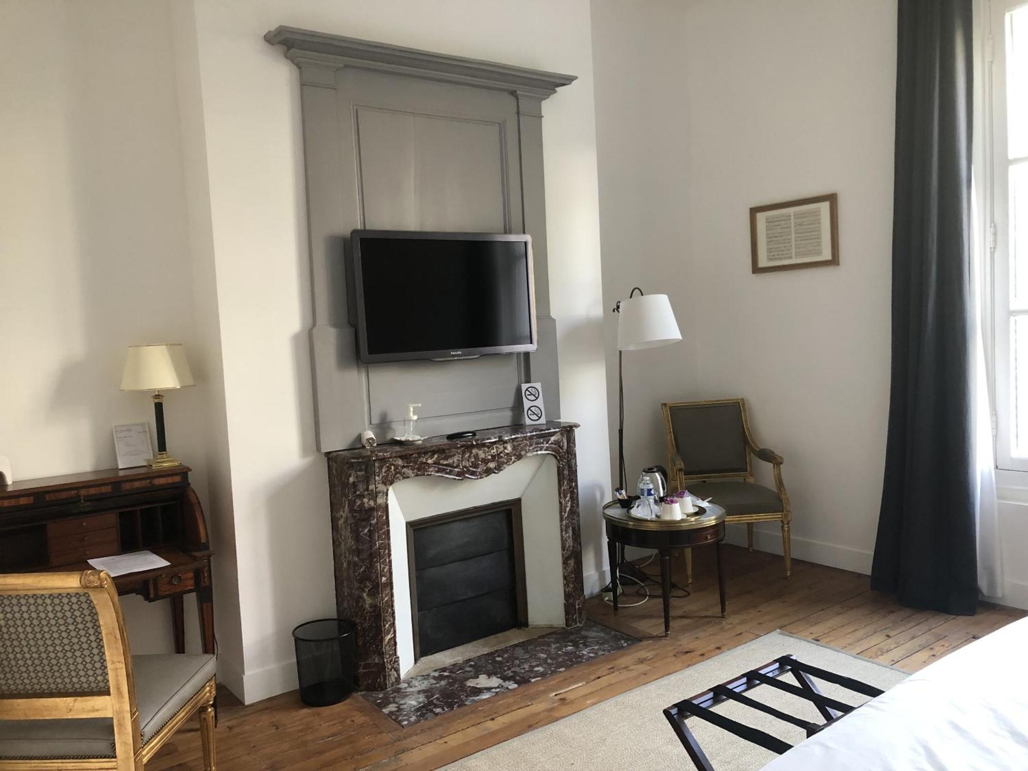 Bed and Breakfast La Grande Carree Saint-Cyr-sur-Loire Zewnętrze zdjęcie